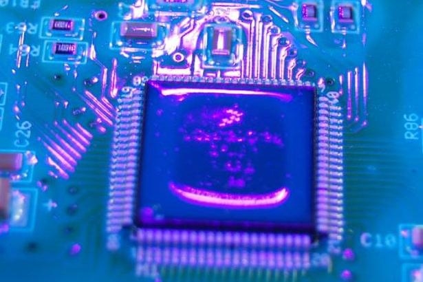 Achieving Pinpoint Accuracy: Mastering Selective Conformal Coating with Automated Machines