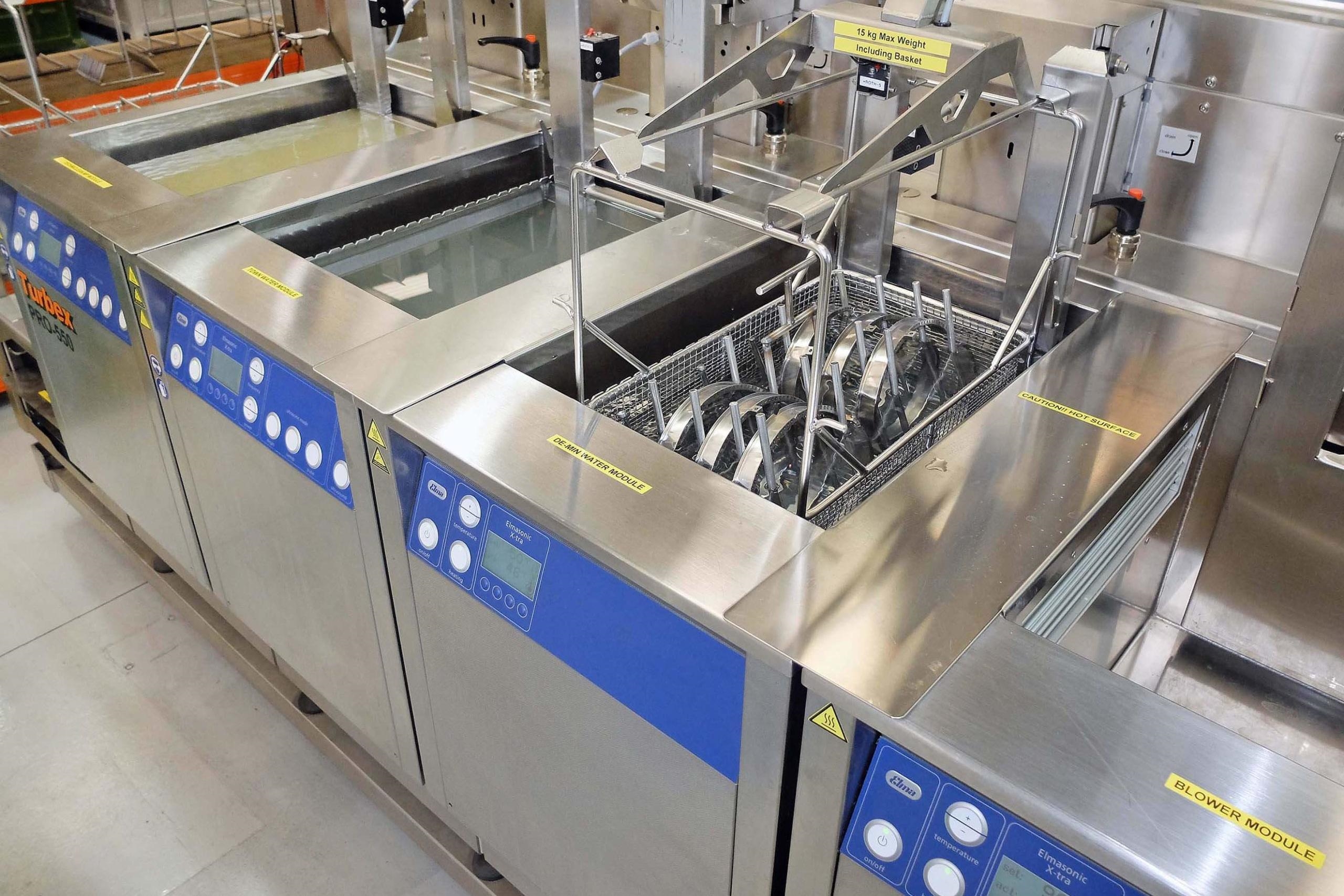 Ensuring Cleanliness in Through-Hole Assembly: A Guide to Flux Removal