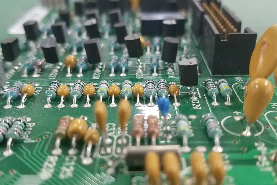 Rigid PCB Assembly Techniques: A Detailed Look at SMT and Through-Hole Technology