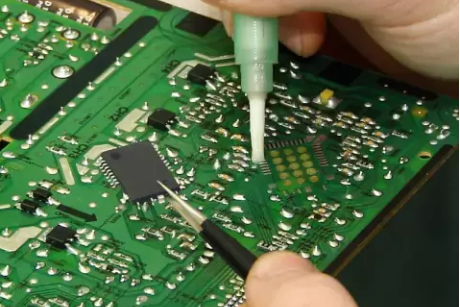 Optimizing Flux Application Techniques for Surface Mount Technology (SMT)