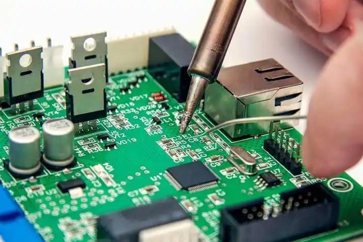 Troubleshooting Common Issues in Engine Control Unit PCBs