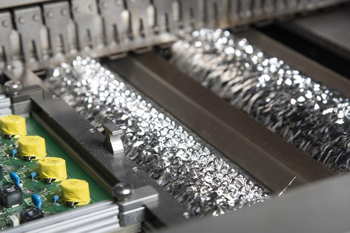 Designing PCBs for Wave Soldering: Best Practices for Component Placement and Pad Design