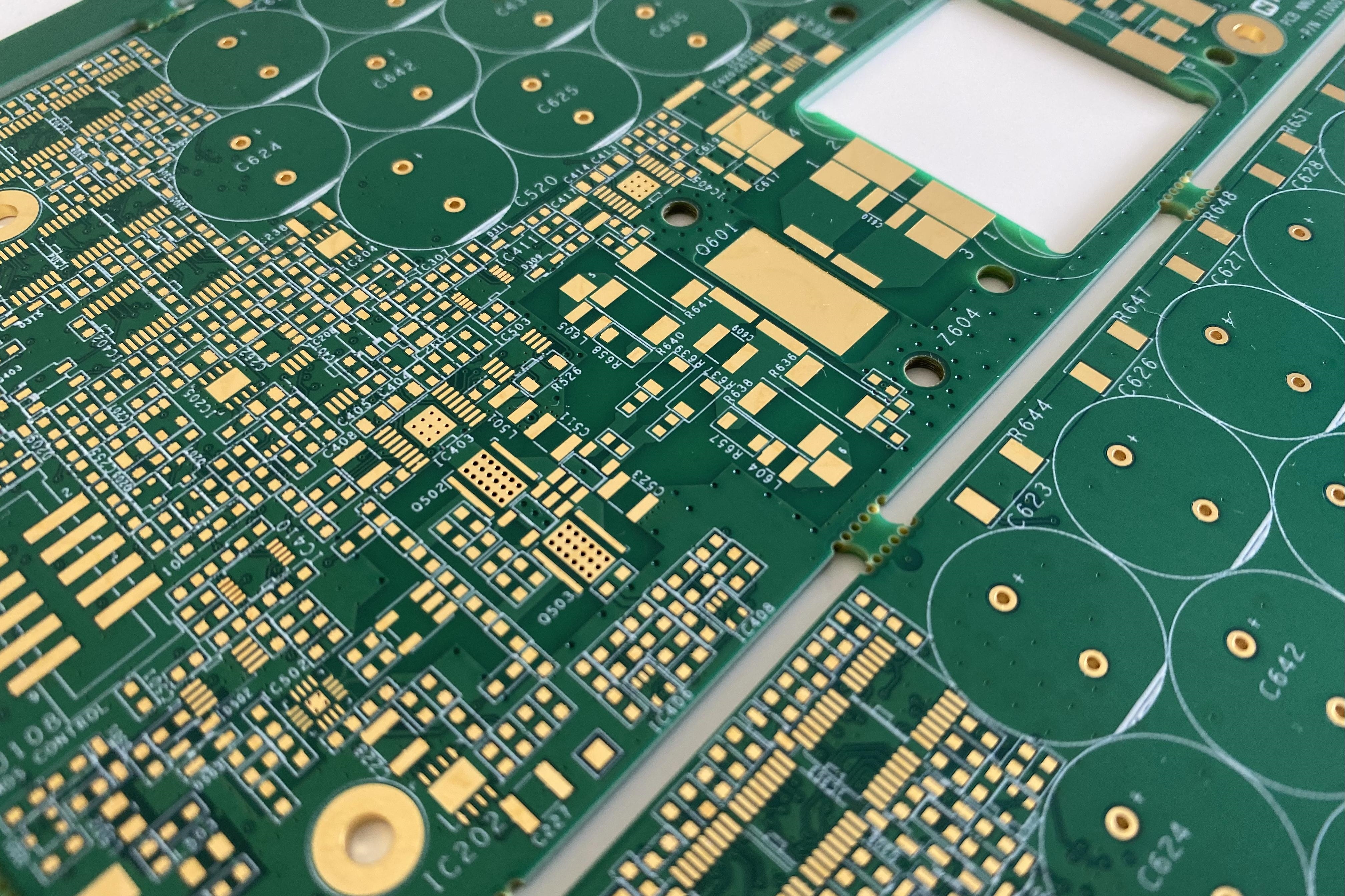 1 oz vs 2 oz Copper PCB: Which Thickness Should You Choose?