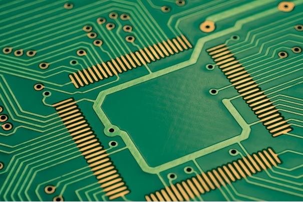 Troubleshooting with Green Solder Mask: A Practical Guide for Electronics Engineers