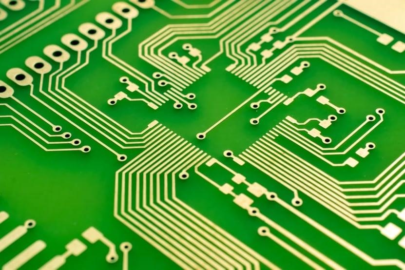 Understanding Trace Width Tolerances in PCB Manufacturing