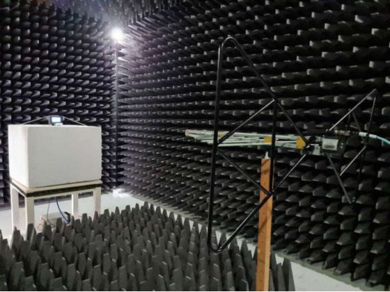 Chamber for device EMI testing