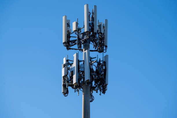 Mobile Base Station Roles and Radiation vs Distance