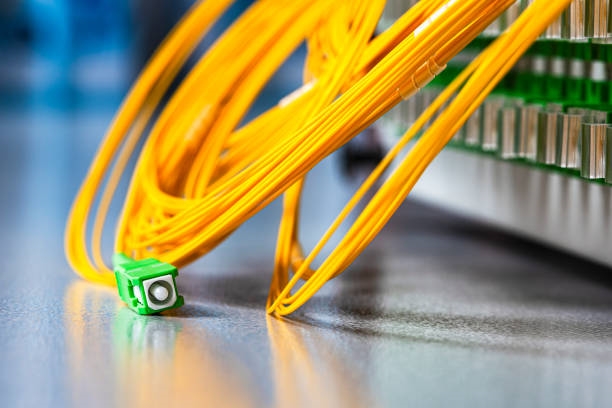 Types of Fiber Access and Connection Methods