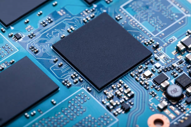 Differences Between 8-bit and 32-bit Microcontrollers