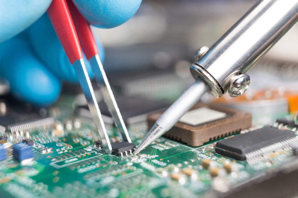 Easy SMD Soldering Techniques for Electronic Hobbyists