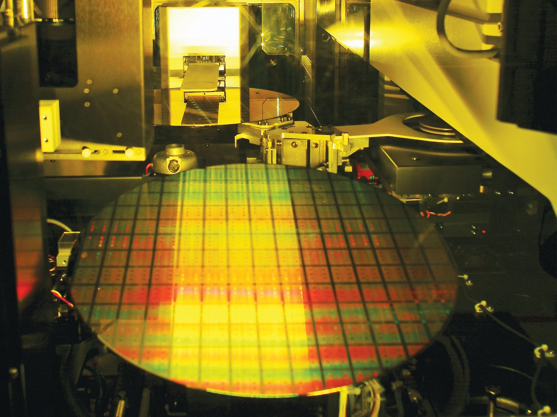 How to Achieve a Trillion-Transistor GPU