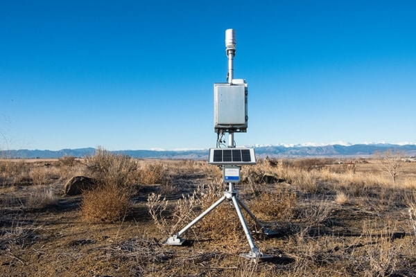 Portable Weather Stations for Mobile Environments
