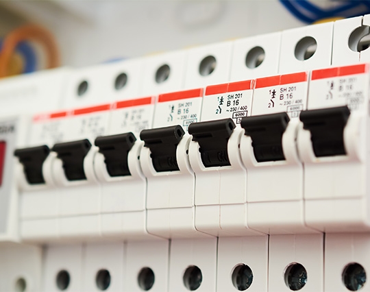 Common Causes of Circuit Breaker Trips: Case Studies