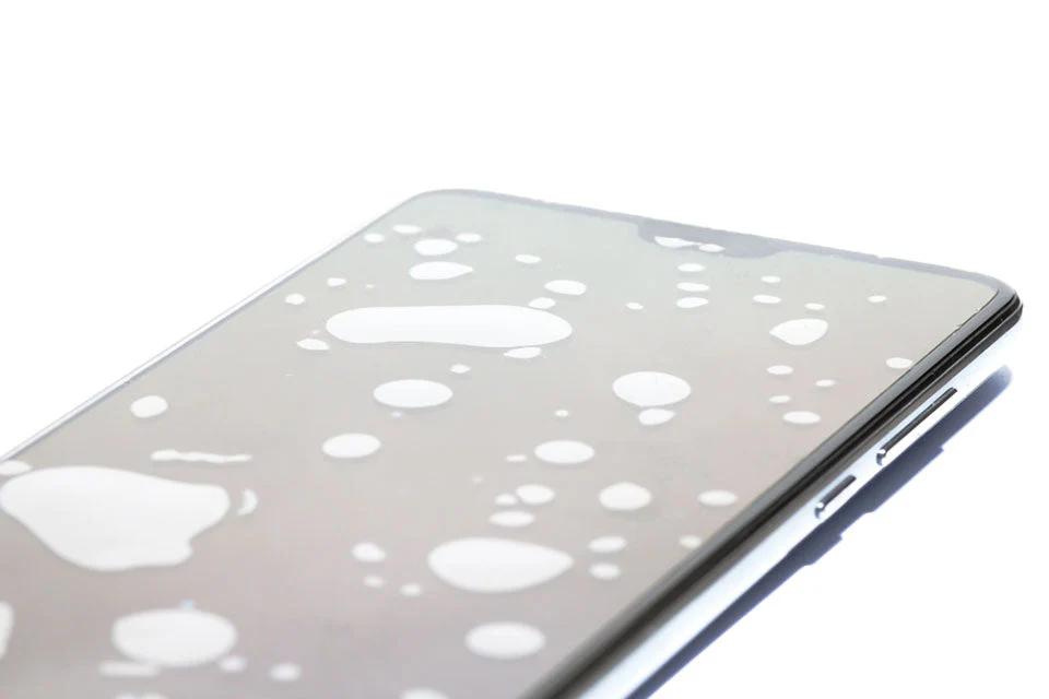 Why Samsung Foldable Screens Bubble and Lose Touch
