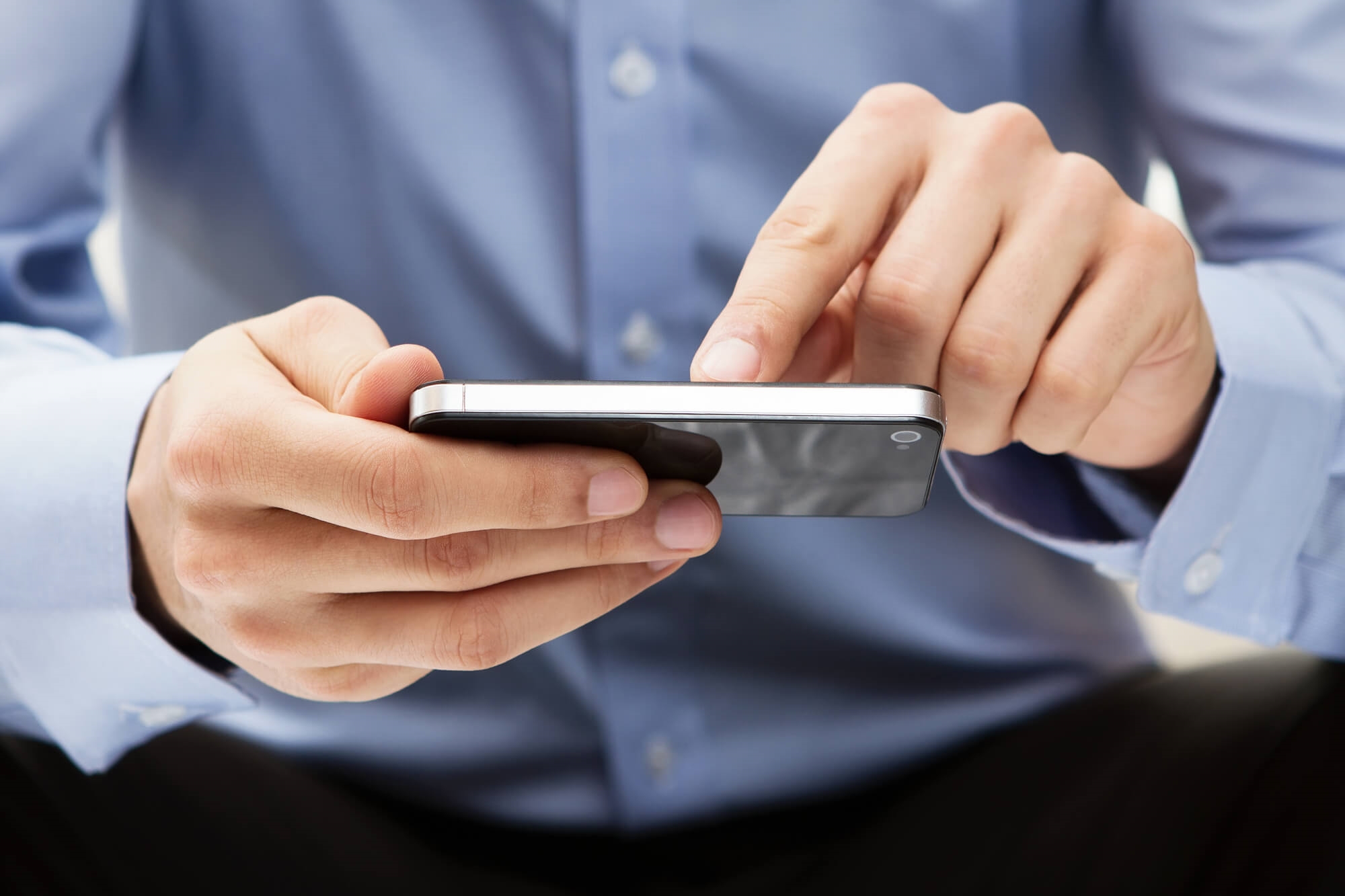 What Determines Smartphone Touchscreen Feel