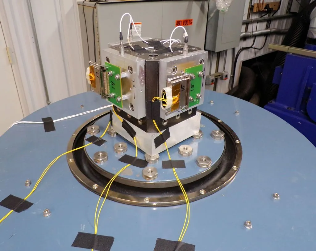 PCB vibration testing for edge computing durability