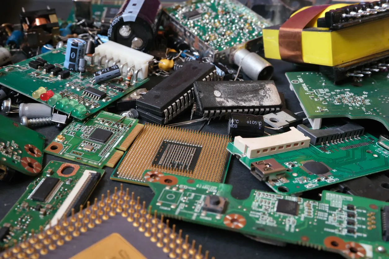 Challenges in BOM management leading to delays in PCB assembly.
