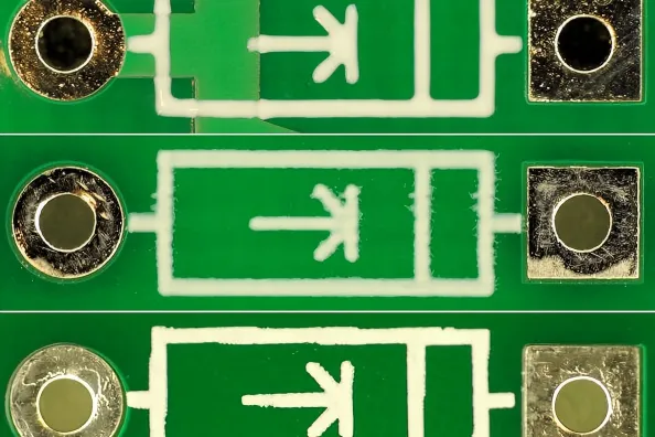 The Impact of Silkscreen Ink Material on PCB Durability and Readability