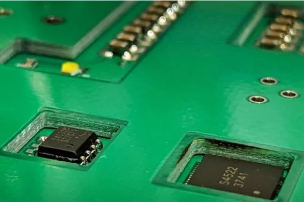 Small-Batch PCB Manufacturing: Creating PCBs with Embedded Components