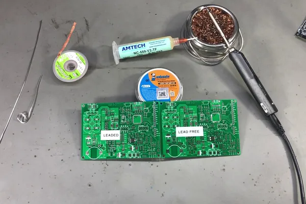 Essential soldering tools for DIY solder bridge removal and PCB repair