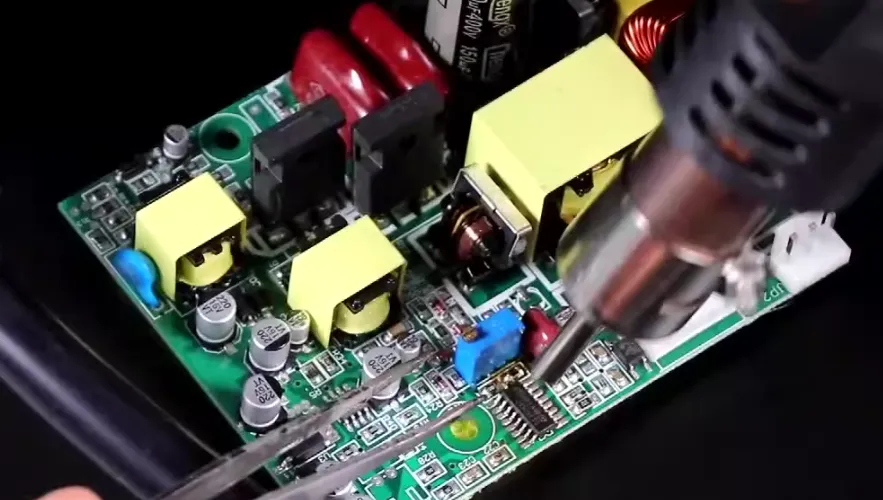 Using hot air rework station for IC removal during PCB repair