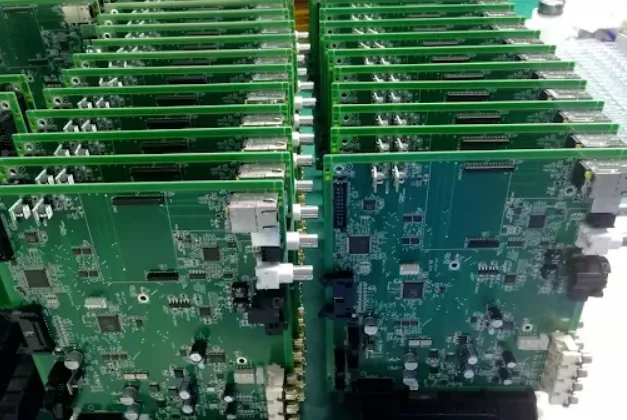 Finished PCB with advanced TIMs for SMT assembly thermal solutions.