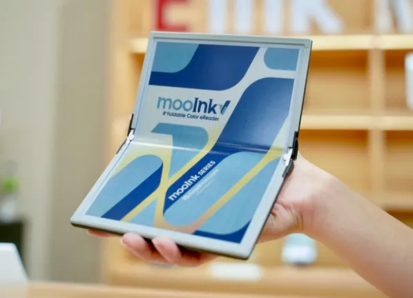 Foldable E-Reader PCB in action