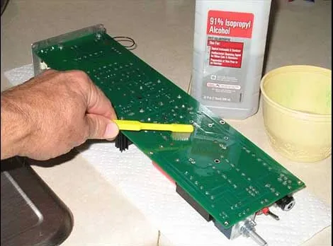 Cleaning PCB with isopropyl alcohol after rework