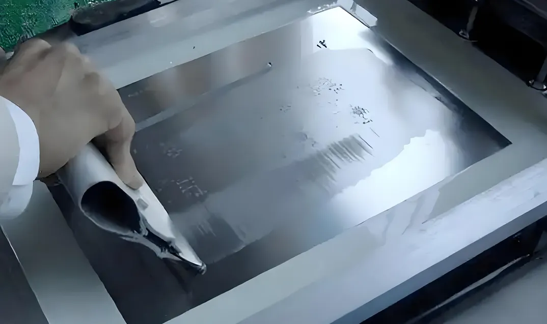 SMT solder paste printing using PCB stencil