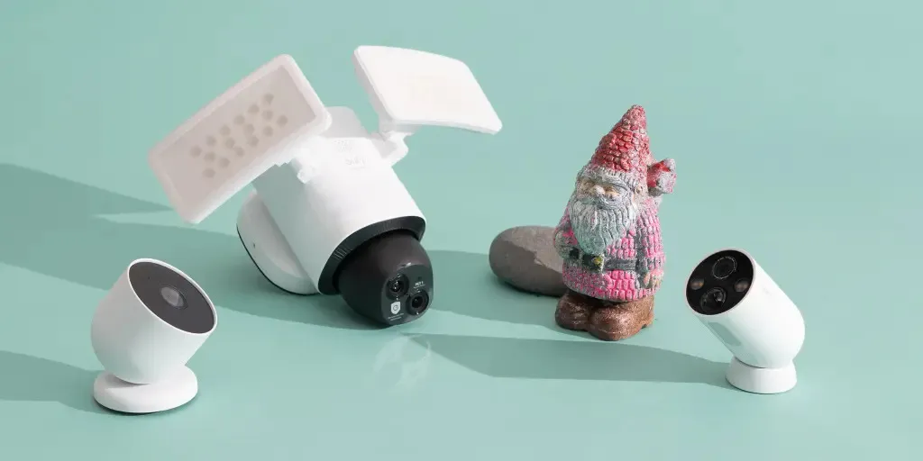 Modern security camera with AI and wireless technology