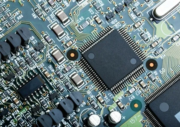 Surface Mount Technology (SMT) Design: Best Practices for Reliable Assembly