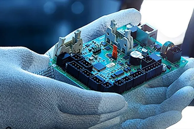 PCB Imaging Challenges for Fine-Pitch Components