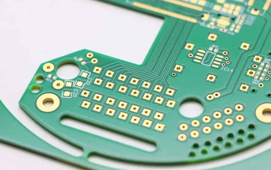 PCB design with controlled impedance traces for signal integrity