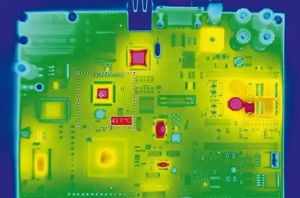 hermal imaging of vending machine PCB highlighting heat dissipation