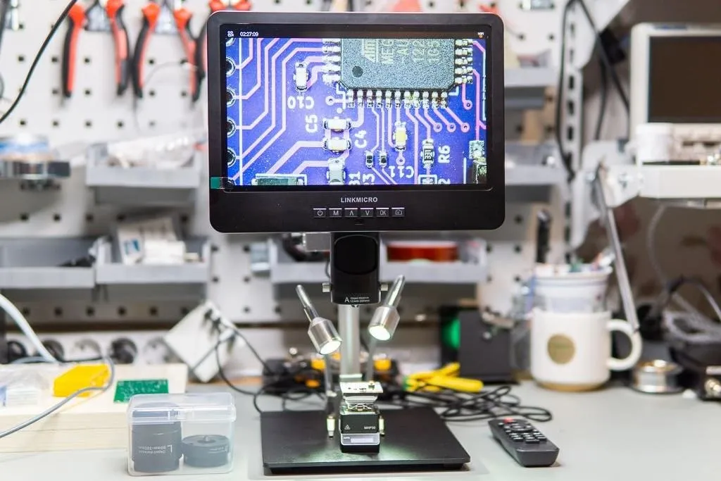 Reworking Fine-Pitch Components: Achieving Precision and Accuracy in Assembly