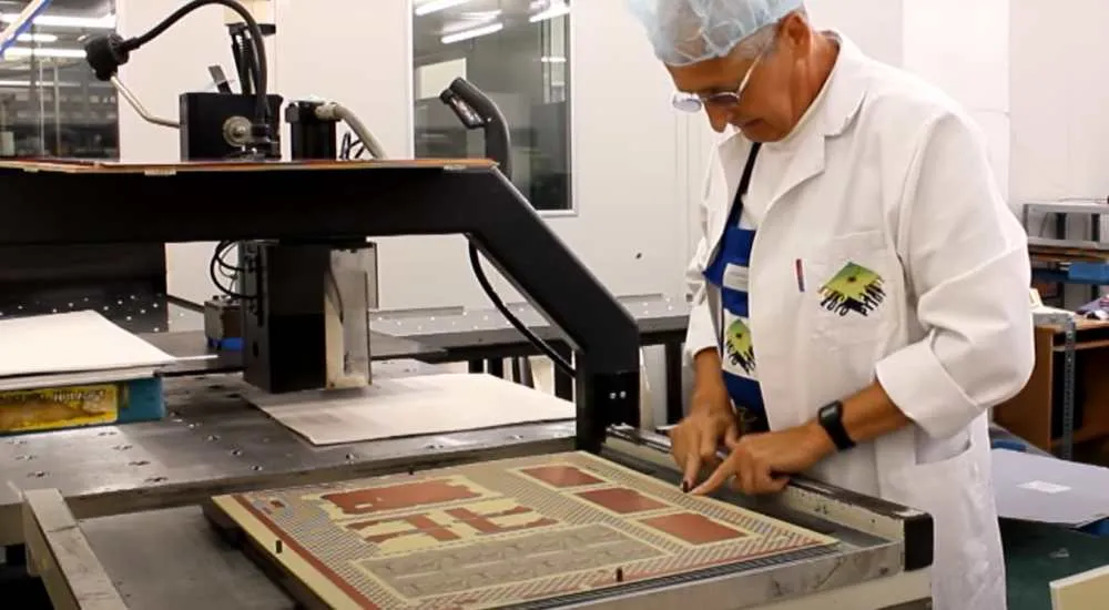 PCB Lamination Press with Copper Foil Stack