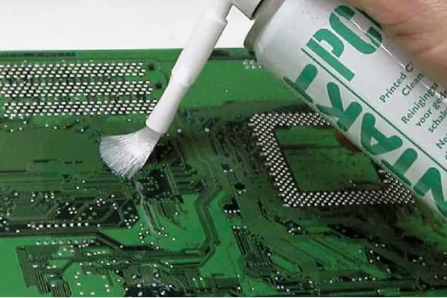 solvent cleaning pcb