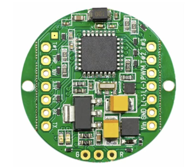 PCB shape optimization with rounded corners for EMI reduction