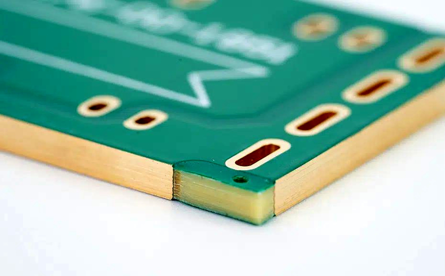 Cross-section of a PCB showing standard thickness for optimal design.