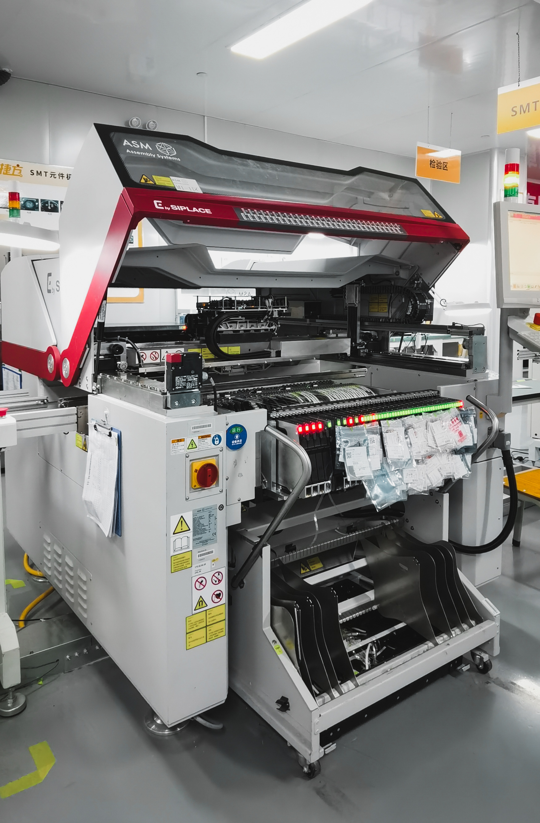 pick and place machine