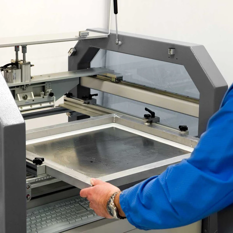 Automated stencil printer for high-volume SMT assembly production