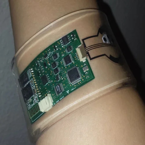 Wearable health monitor with advanced PCB design