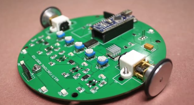 Miniaturized Components in Surgical Robots with HDI PCB
