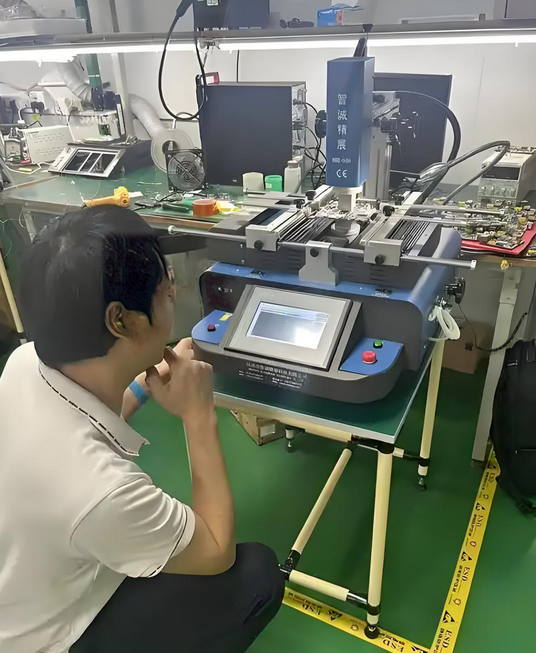 Desoldering component on CT scanner PCB with rework station