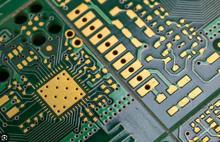 ENIG finish for avionics PCB showing gold layer for corrosion resistance