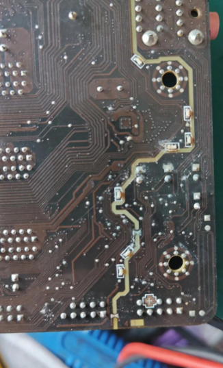 Example of corrosion damage on an ECU PCB