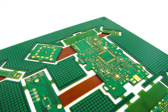 Simulation of mechanical stress on a rigid-flex PCB during bending