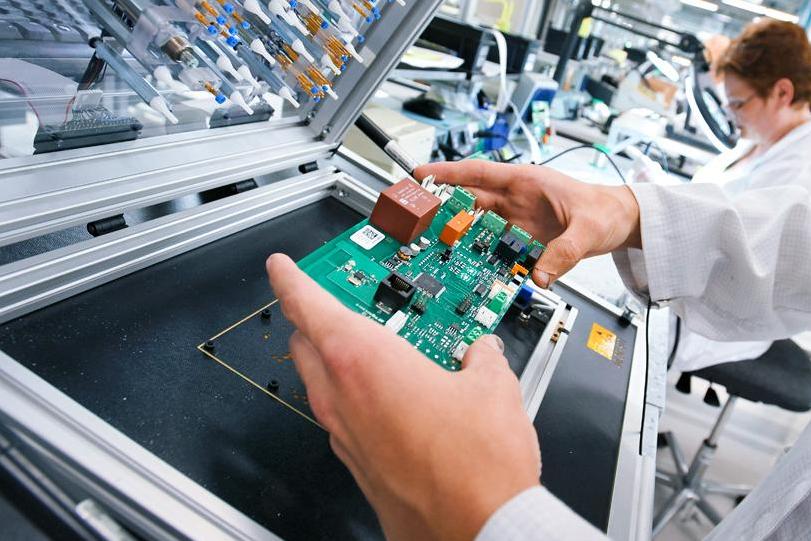 Accelerated life testing setup for pacemaker PCB reliability analysis