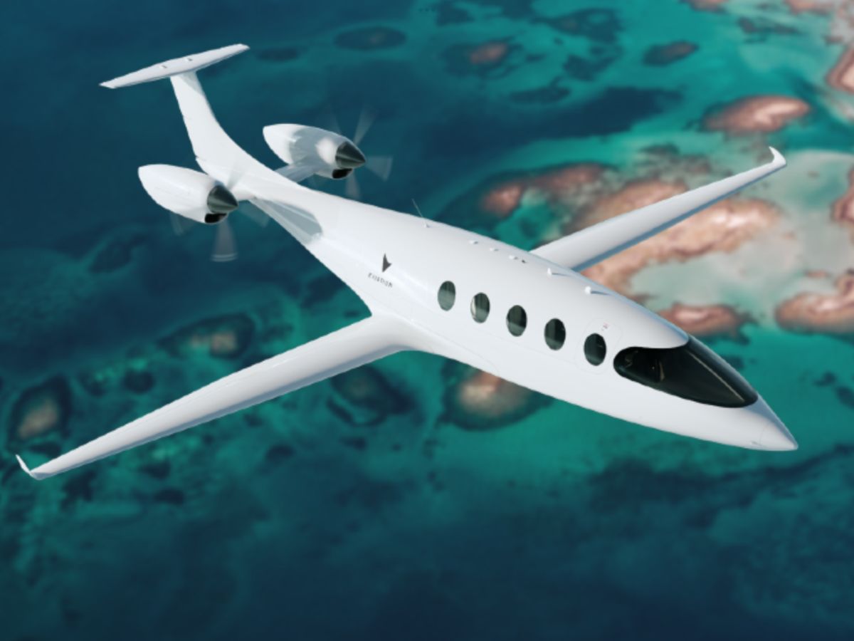 Aircraft in flight powered by heavy copper PCB for avionics technology