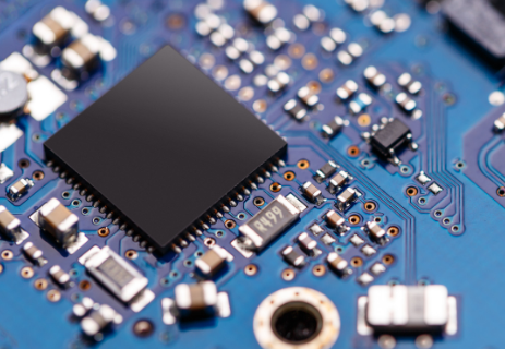 High-speed server board with embedded resistors for signal integrity
